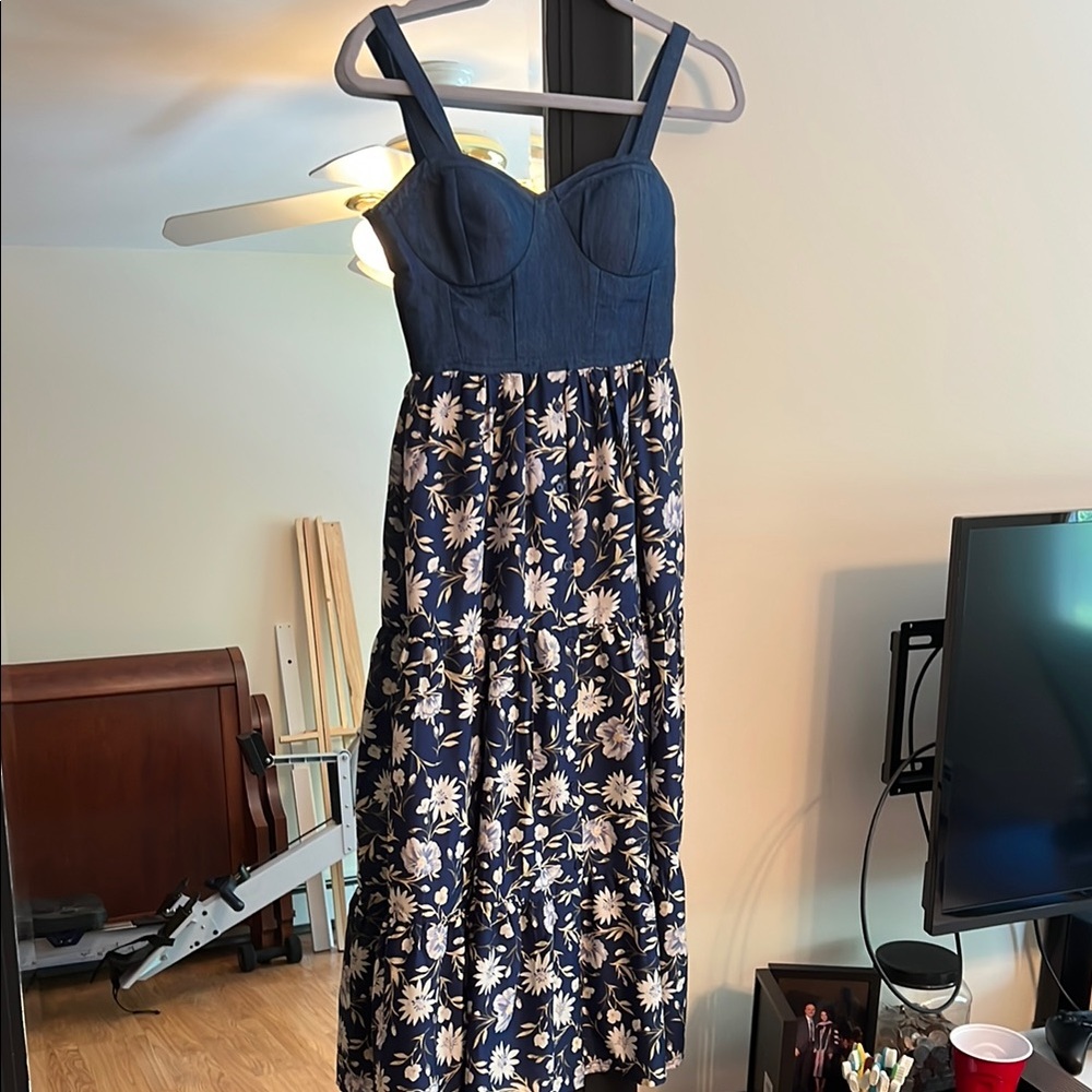 Floral denim Midi Dress